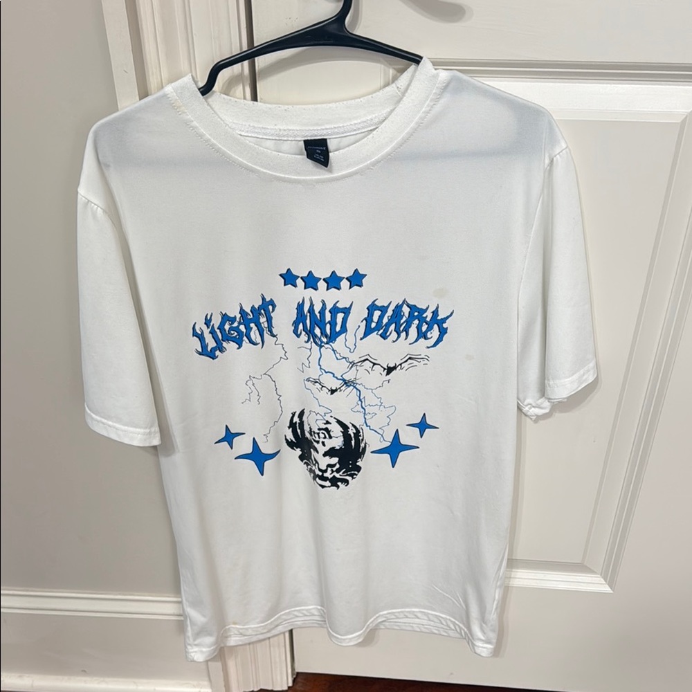 Mens White and Blue Graphic T-Shirt